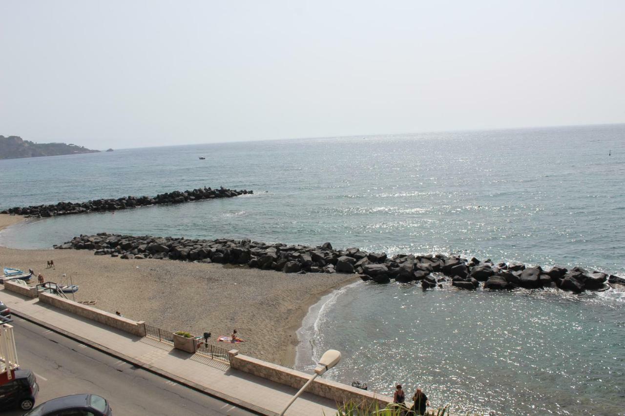 Appartamento Vista D'Incanto Giardini-Naxos Exterior foto